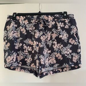 LOFT Grey Floral Women's Shorts
